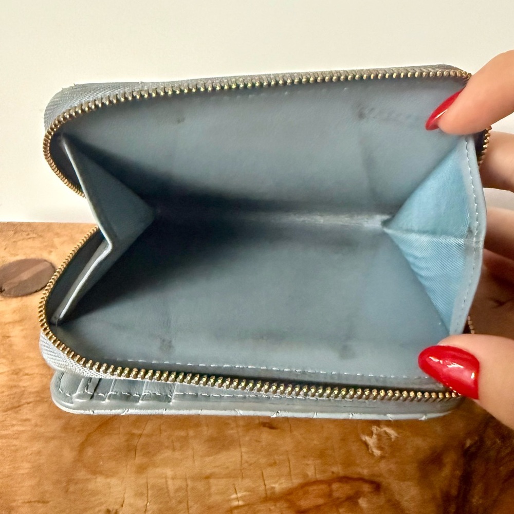 Dior Blue Cannage Compact Wallet - Picture 4 of 6
